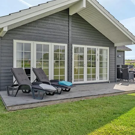 Hathulf - 700m From The Sea By Interhome Nedre Lysabild